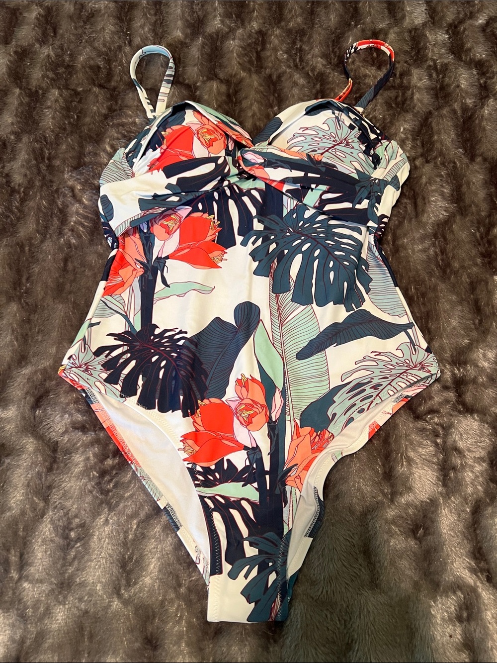 Cupshe womens Floral One-Piece Swimsuit, Large